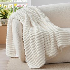 BEDELITE Fluffy Fleece Throw Blanket Cream White Soft Cosy Warm Sofa Bed Blanket
