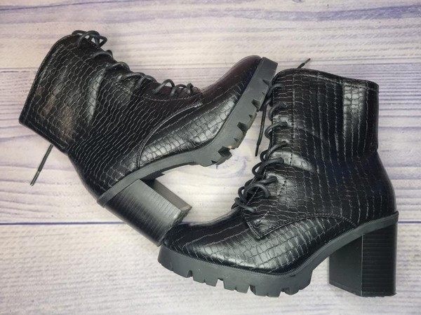 Women Spot On Boots Black 37.5
