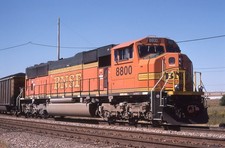GH Original Slide BNSF SD70MAC #8800 - Lincoln NE 1999 - H2 Paint