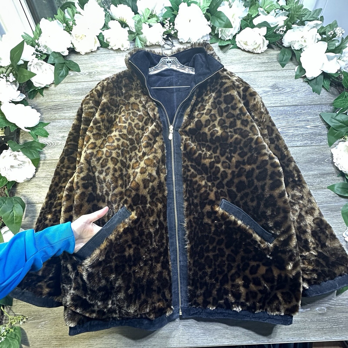 ジャケット・アウター Faux Fur Reversible Coat Cheetah Faux Fur Coat Jacket Size 1X Plus Women Reversible
