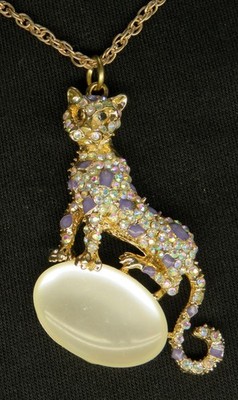 NWT-Betsey Johnson Crystal Enamel Leopard on Moonstone Pendant on Goldtone Chain