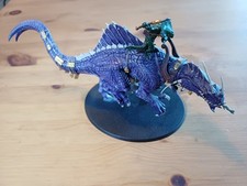 Warhammer Age of Sigmar - Skink Oracle on Tro...