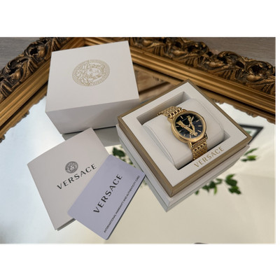 Versace Virtus Damen Quarz Uhr VEVI00320