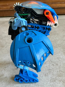 Lego 8562 Bionicle Gahlok Figure No Instructions or Canister 2002
