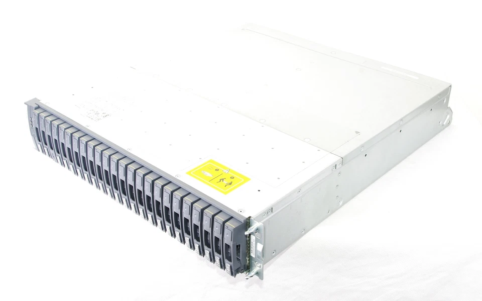 NetApp NAJ-1501 FAS2650 with 24x 800GB SSD, 2x Controller DS224C FASTPOST IncVAT - Image 2 of 4