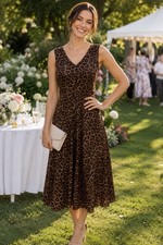 Tahari Animal Print Midi Dress Fit/Flare Flowy Small Boho V Neck Hanky Hem Lined