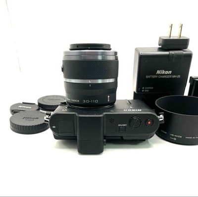 Nikon1 V1 NIKKOR10-30mmGP-N100バッテリー2個充電器 Nikon 1 V1 Mirrorless Camera Black Body with 10-30mm Lends