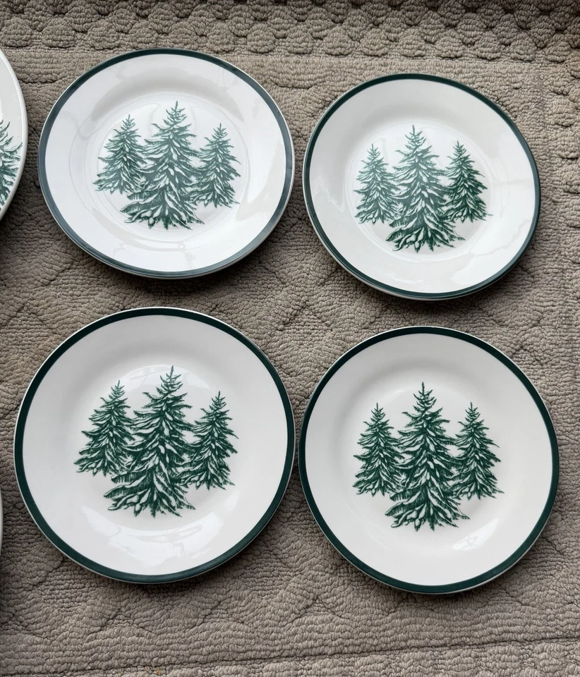 Juego de 4+ platos de cena/ensa Royal Norfolk árboles verdes nieve Foto 4 de 4