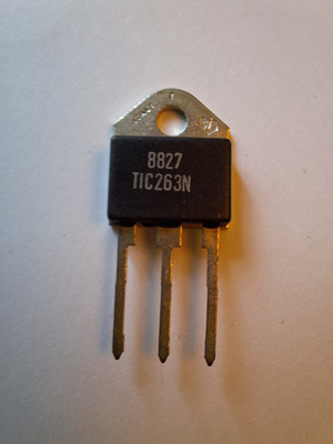 TIC263N Triac / Thyristor TO-220   AC Power Switch