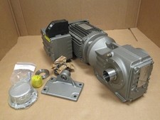 188951 New-No Box; SEW KT47/DRN90L4/MM15/MO Gear Motor 25.91:1 Ratio; 380-500V