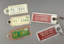Lot of 5 vintage DAV MICHIGAN LICENSE PLATE K...