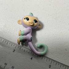 WowWee Fingerlings Monkey Action Figure Lavender Green Peach 3168F Toy