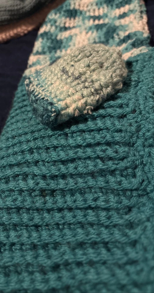 HOODED BABY BUNTING WITH BUTTONS Handmade 0-9 MONTHS CROCHET Includes Free Hat - Image 4 of 4