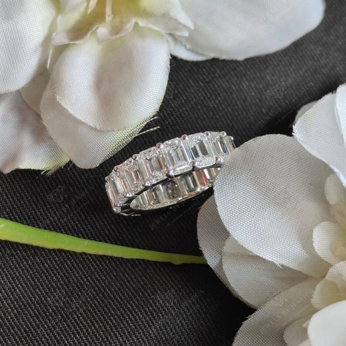 2Ct Emerald Lab Created Diamond Women's Wedding Band Ring 14K White Gold Plated