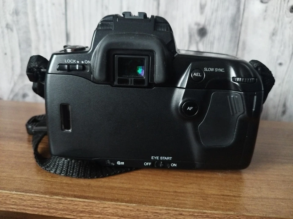 Minolta Dynax 800si   Read Description  - Image 3 of 4