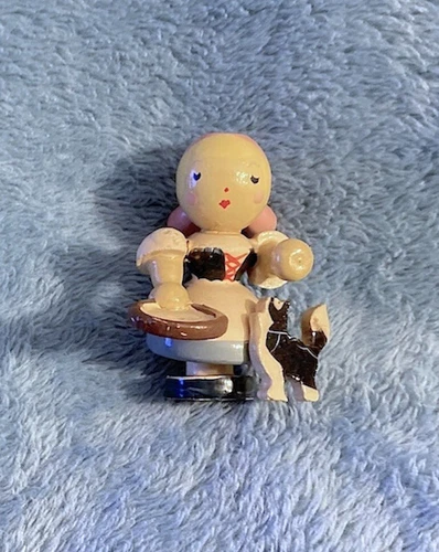 Estate Old mini HANDPaint WOOD FIGURE: GIRL w/DISH of MILK b+w CAT /Germn/Swiss?