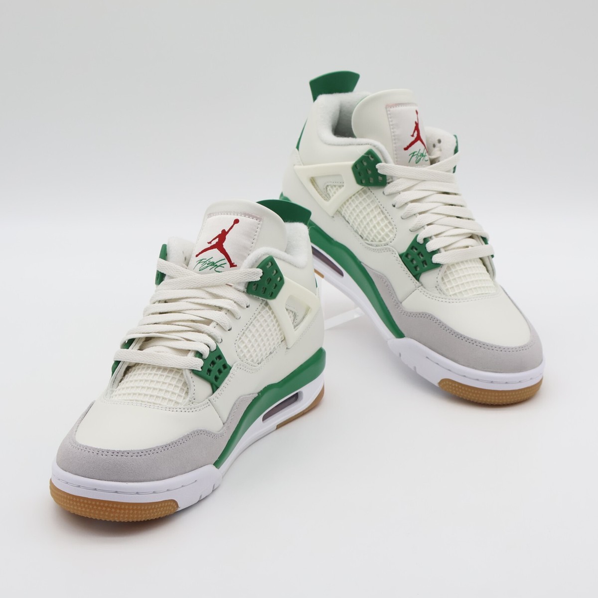 DR5415-103 Nike Air Jordan 4 Retro SB Low Pine Green White DR5415-103 Nike Air Jordan 4 Retro SB Low Pine Green White