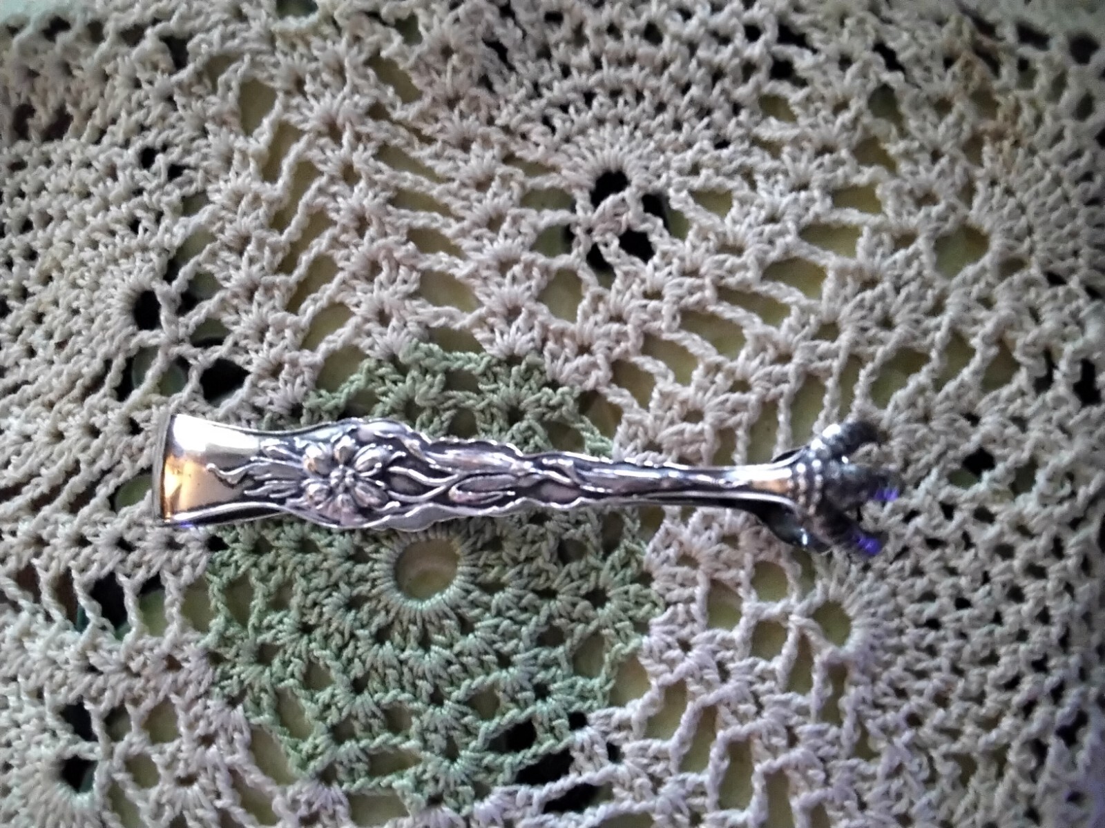 Antique Sterling Claw Sugar Tongs (No Monogram)