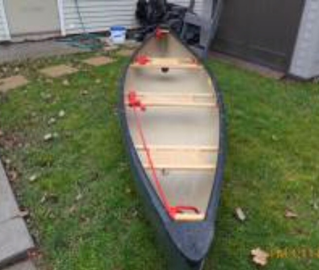 Used canoe for sale, excellent condition, used at summer camp in Inlet