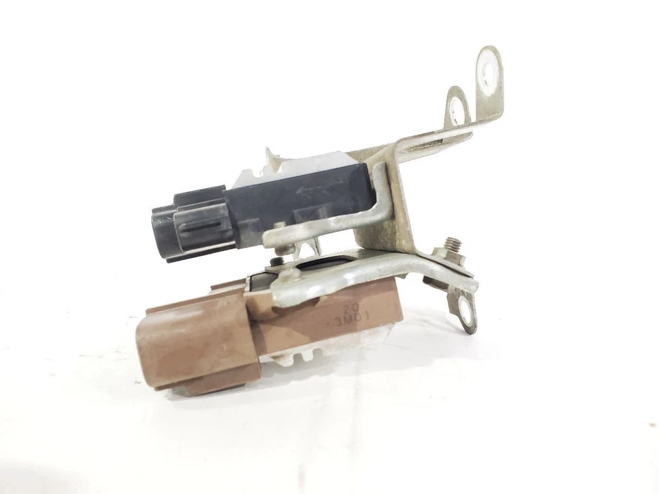 2008 2009 2010 2011 Toyota Sequoia OEM Left and Right Pair Air Fuel Injection - Image 2 of 4