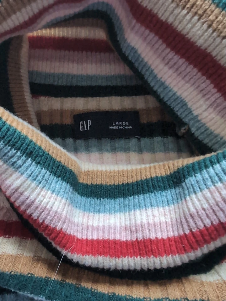 GAP Rainbow Turtleneck Stripe Pullover Sweater Women Small NEW WITH TAG - Image 2 of 3