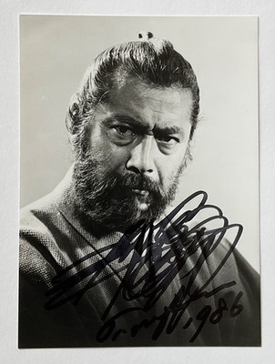 TOSHIRO MIFUNE (Shogun) original handsigniertes Foto 7 x 5
