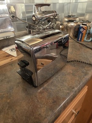 Vintage Hamilton Beach Toaster Model 2T 