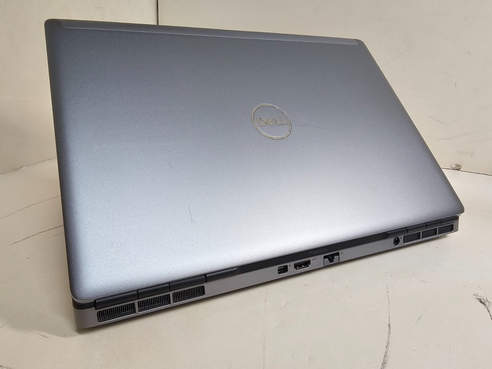 Dell Precision 7550, 15.6-Inch Laptop, with Intel Core i7 10th Gen., No OS