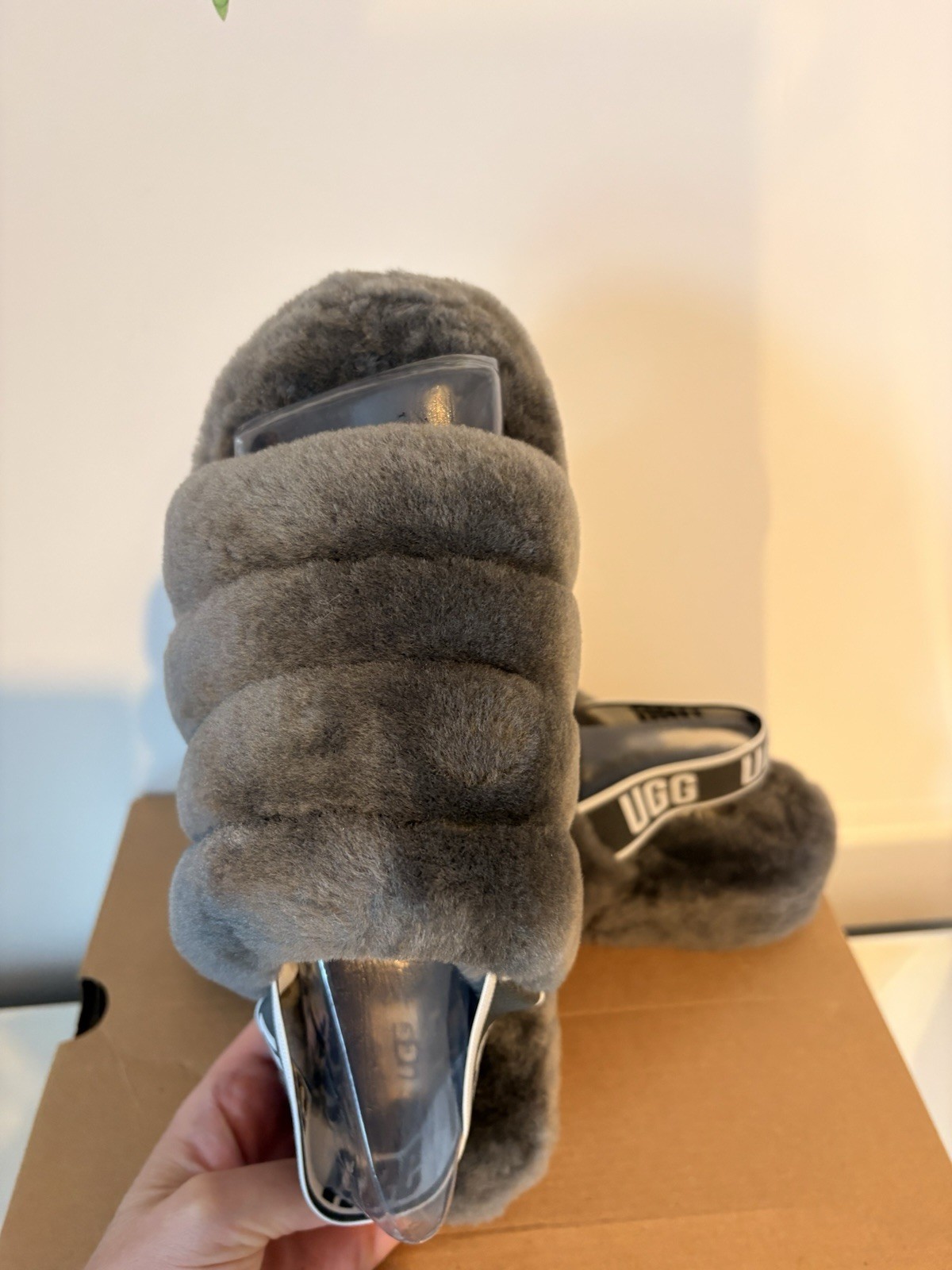 Authentic UGG Fluff yeah Grey Sliders Women’s Size 7 New And Boxed RRP £100 image 3