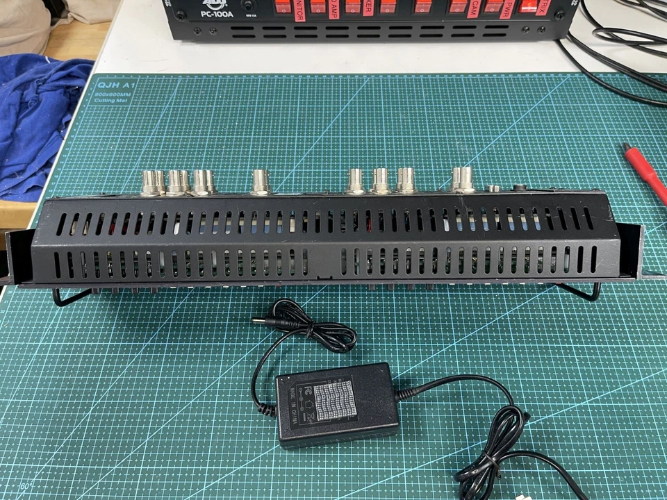 Marshall V-R72P-2HDA Professional Dual 7" Monitors HD/SDI MINT FREE US SHIPPING! - Image 3 of 4