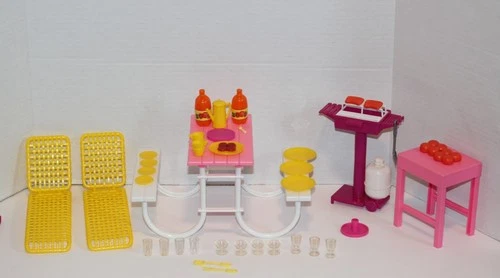 VINTAGE BARBIE MATTEL 1986 PICNIC SET WITH EXTRA GRILL GREAT SET!!!