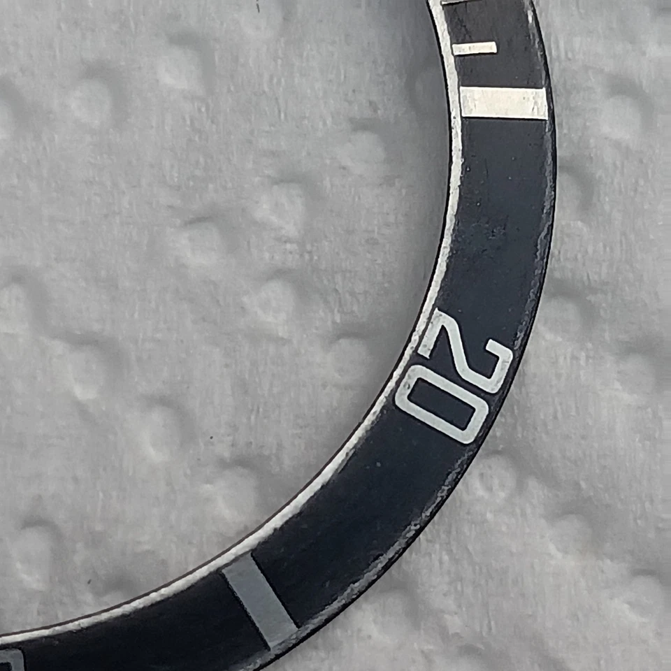 Vintage Genuine Rolex 16800 Bezel Insert, Faded Black, With Creamy Tritium Pip - Image 3 of 4