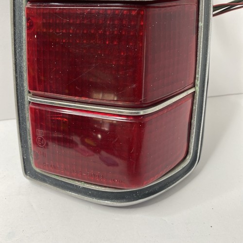 ✅ 1972-1976 Honda Civic OEM Passenger Side Tail Light Assembly Stanley 043-5093 - Picture 4 of 9
