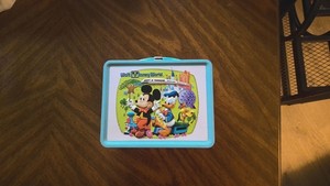 2021 D23 Gold Member Walt Disney World 50th Anniversary Lunch Box & 5 Pin Set