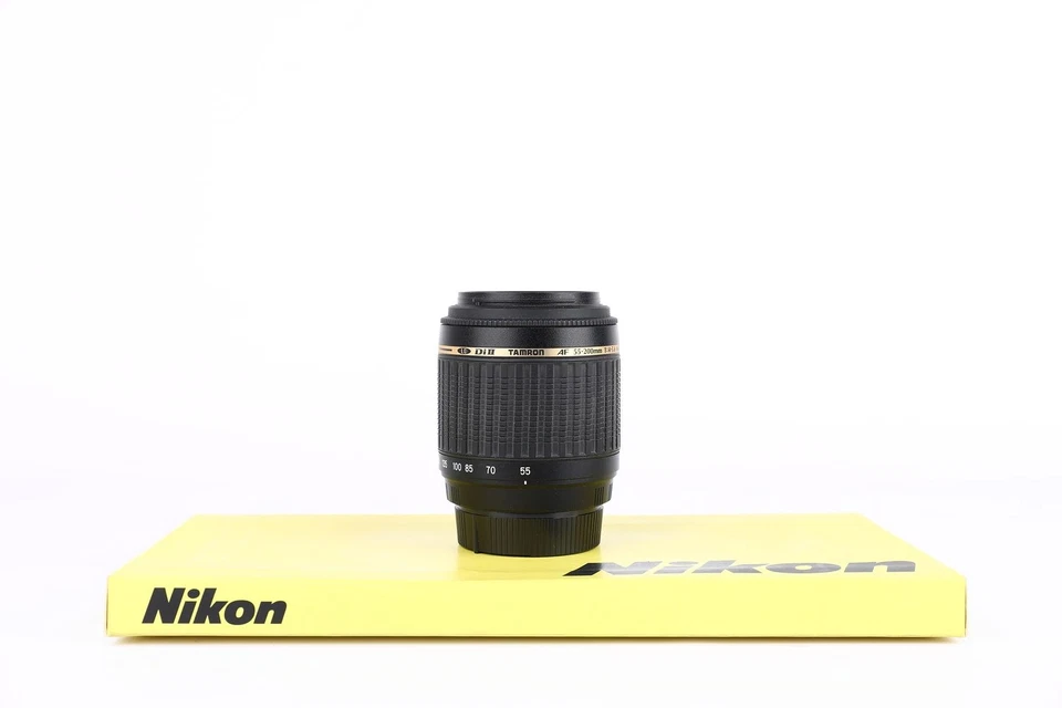 Tamron 55-200mm f4-5.6 AF II LD Macro Nikon + 2 ANS DE GARANTIE - 2 YEA... - Photo 1/1