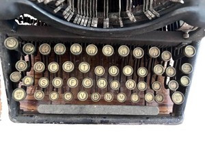 Remington Standard Typewriter No. 6 Vintage Manual Typewriter
