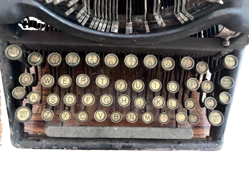 Remington Standard Typewriter No. 6 Vintage Manual Typewriter