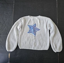 H&M Girls Light Gray Soft Knit Sweater Star Sequin Motif Design Size 8-10y 