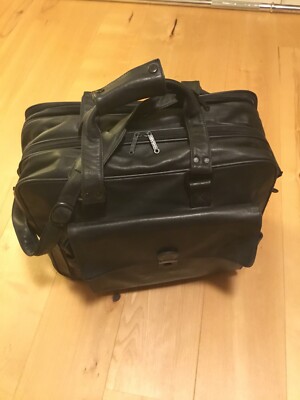 Schwarze BREE Business Reisetasche Leder GEBRAUCHT, sehr gut erhalten
