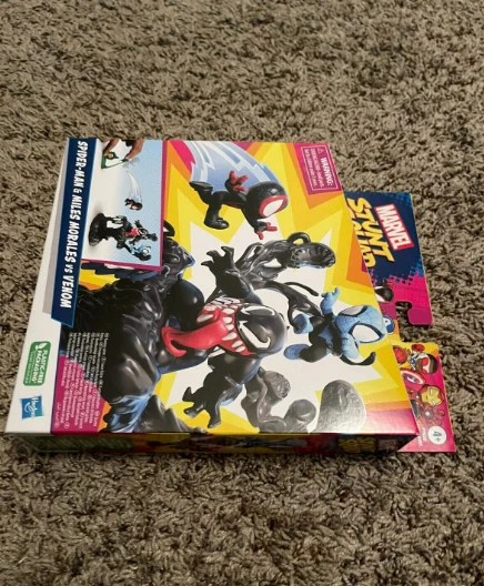 Marvel Stunt Squad Villain Knockdown Juego Spider-Man & Miles Morales vs Venom Foto 2 de 4