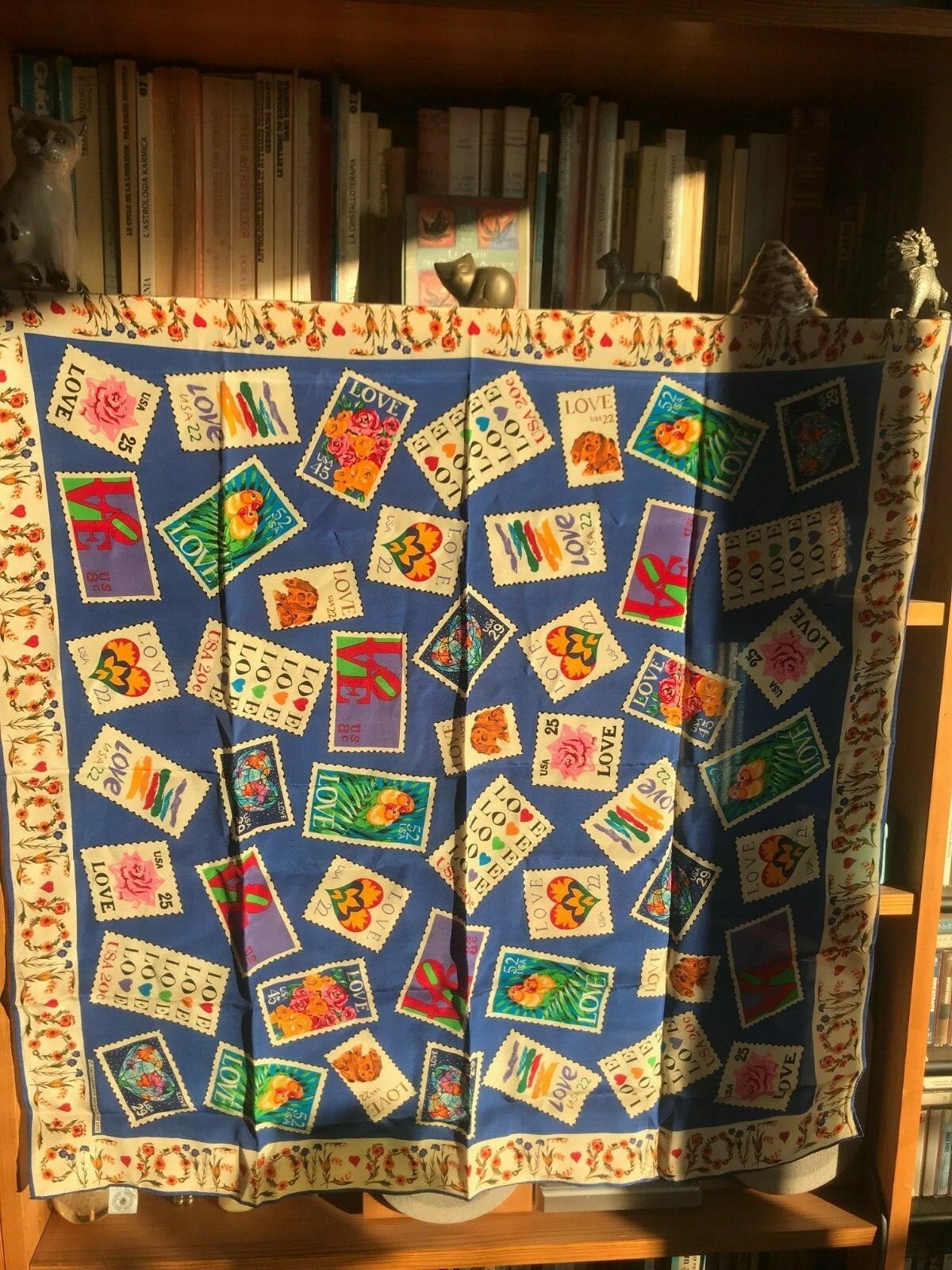 Foulard Vintage LOVE Signé Smithsonian - 100% Soie Pure (Pura Seta), Occasion Rare