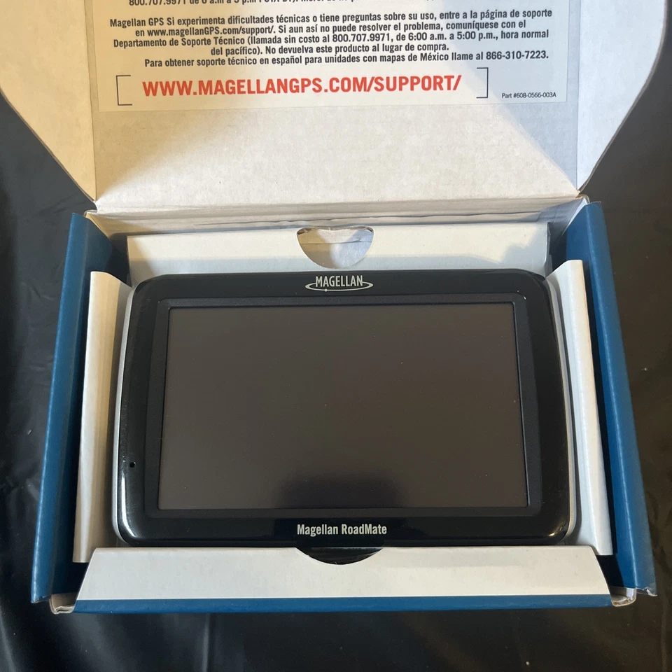 Magellan RoadMate 3045-LM Automotive GPS System Complete IN Box - Image 2 of 4