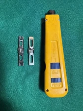 Fluke Networks D914 Impact Punch Down Tool w/ 2 Blades