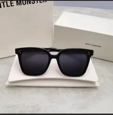 Gentle Monster Her Sunglasses Black Frame Classic Style New Authentic