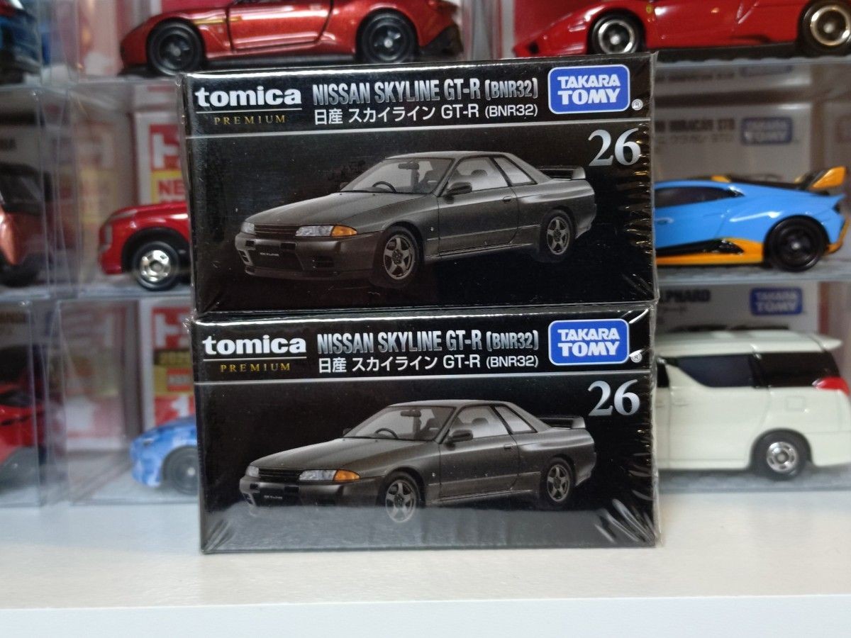 Takara Tomy Tomica Premium Nissan Skyline GT-R (BNR32) 2-Pack Set