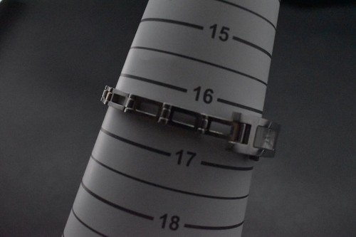 Gucci 3900L Watch White Dial Ladies Quartz Rectangle Vintage Swiss [N MINT] W112 - Picture 10 of 10