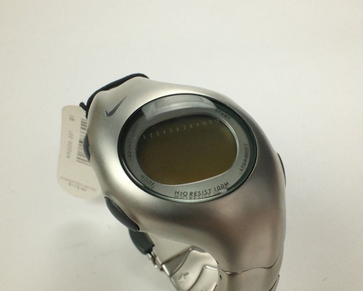NEW NIKE - TRIAX WATCH LINEAR 2001 Stainless Steel WR0039-001 RARE 