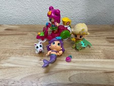 Pinypon Sirena Púrpura, 2 Otras Muñecas, 1 Perro, Cartera y Un Scooter