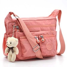 La ActiveZip + peluche borsa firmata gyoiamea in nylon tecnico impermeabile
