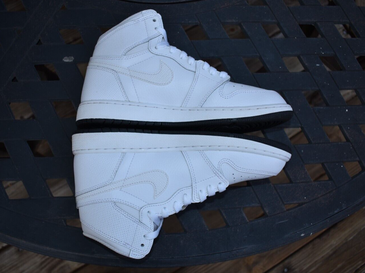 [美品]Jordan 1 \"White Perforated\" Buy Air Jordan 1 Retro High OG 'White Perforated' - 555088